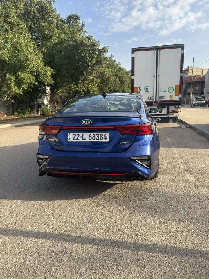 السلام عليكم 🤝
للبيع كيا فورتي جي تي لاين 2020 
مواصفاتها :
⭕️ بصمة 
⭕️ بلاجكتور ضباب
⭕️ محرك 2000 دوش المرغوب 
⭕️ صندوق ذكي (مجرد تتقرب منه ينفتح تلقائياً )
⭕️ فول تحكم استيرن 
⭕️ رادارات جانبية 
⭕️ حساسات امامية و خلفية
⭕️ كشنات جلد وقماش gt line
⭕️ شاشة كبيرة (GT Line بلوتوث وكار بلاي )
⭕️ كاميرا دوارة 
⭕️ المحافطة على المسار 
⭕️ قيادة شبه ذاتية 
⭕️ ستيرن حرف D 
⭕️ نظام النقطة العمياء 
⭕️ إنارة ترحيبية بمجرد التقرب من السيارة 
 
وبعد بيها هواي مواصفات 

السيارة جاهزة   السعر 125
***********
