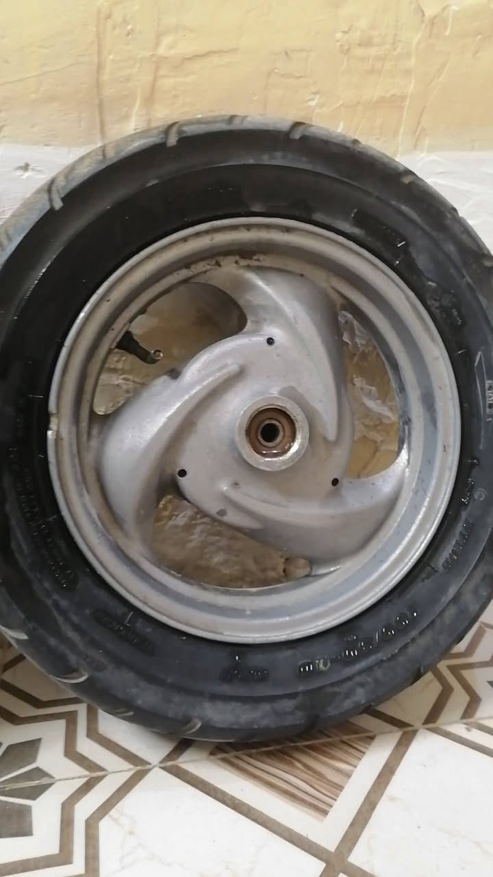 للبيع مكينه مع شاصي ويا ضفيره ويا دبل خلفي قبق هندر 2 بك لايت وياله 4 بيهن 1 امامي و3 خلفي
مكاني غماس


**إذا كنت صاحب هذا الإعلان وتريد حذفه لأي سبب، رجاءا أرسل رسالة إلى الدعم الفني**