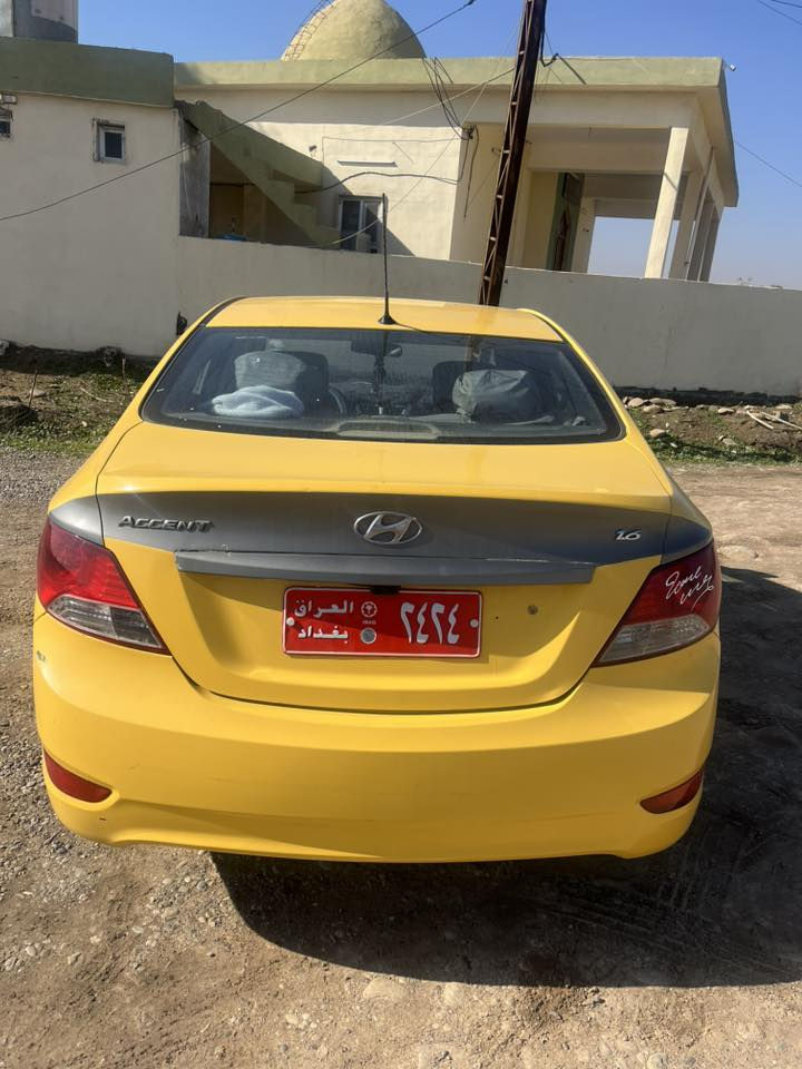 اكسنت ٢٠١٣ خليجي بيها طخه خفيفه جاملغ الامامي وبيها يم القفل هم طخه بدون ضرر السياره محرك 16 دوش صارلي ١٠ ايام مبدلها مال كصه كير ومحرك شرط هئيه تستلم مصفره تحويل ثاني يوم 
السعر ٧٩ بيها مجال بسيط
مكاني موصل حي التحرير اقساط ما ابيع ولا اراوس

تفاصيل اكثر اتصل ***********
