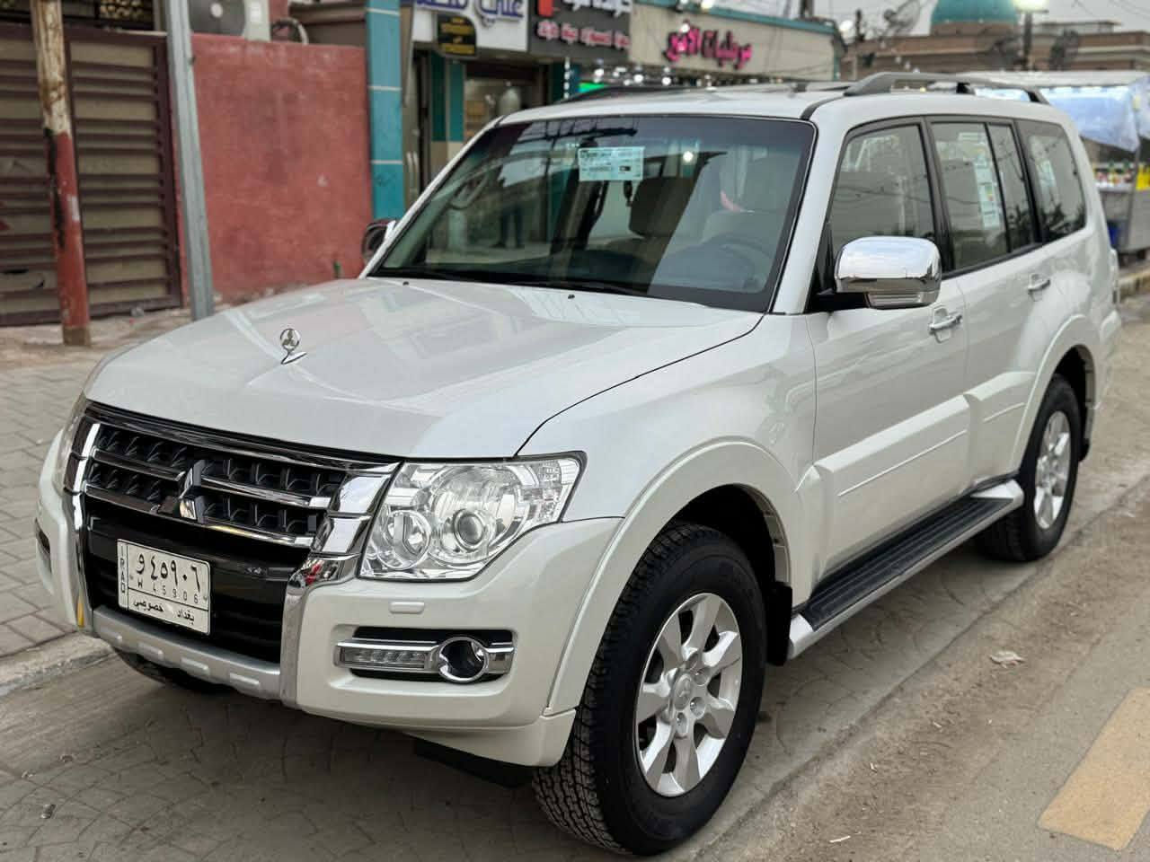 بسم الله الرحمن الرحيم
رمضان كريم عله امت محمد اجمعين 
اللهم صل على محمد وال محمد
سياره باجيرو للبيع موديل 2015 باسمي شخصا السياره ماشيه 53,000 اخت الزيرو سياره كفاله عامه مكينه3:50حبتور فول
 مواصفات للاخير ومواصفات الحبتور معروف سياره جديده بمعنى الكلمه مكان بابل السعر 197 مقابل التفاوض للاستفسار يرجى الاتصال على الارقام التاليه ***********
