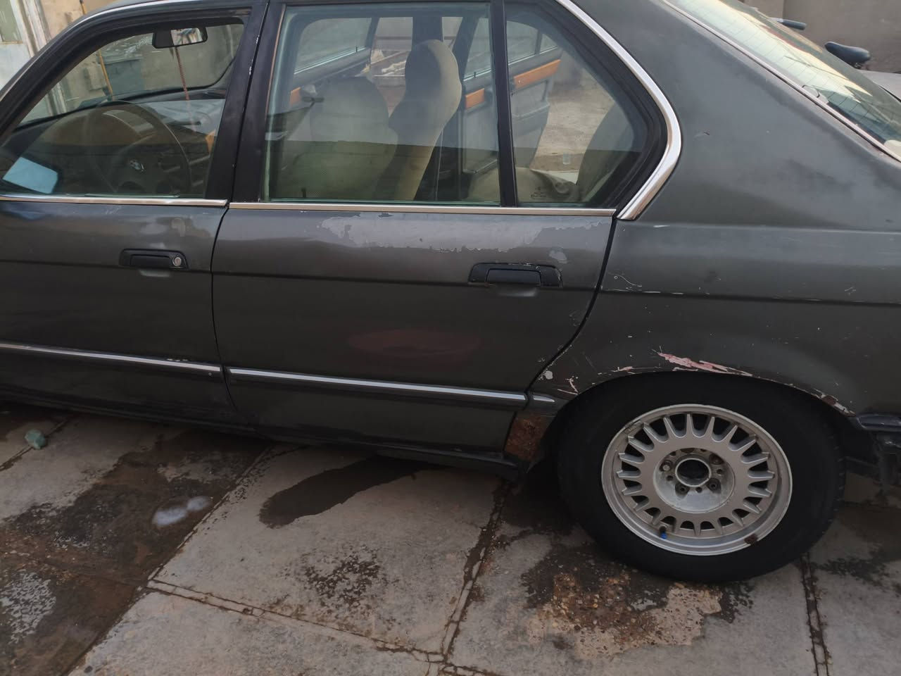 السلام عليكم بي ام 735 مكينة قبل خمس اشهر شادها وتخم تاير وباتري جديد قبل أيام شديتهن كهربائيات لايت ابيض زنون والكشر كدامكم علما راعيها ما اندله واكفلها سرقه وعشائر راعيها بالنجف موجود تكدر تعرفه عن طريق السنوية وابيعلك كوم حديد السعر على الرقم ***********
غير متواجد على الفيس
