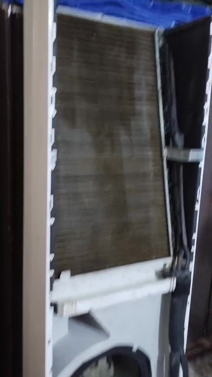 سبالت للبيع نضيفات فول *********** كنتوري 3 طن 3 قطع وكنتوري ثنين طن وتعليك واحد طن فول ومكفول
