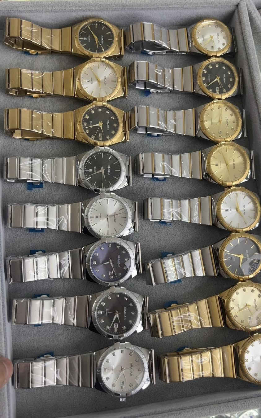 Stylish and trendy men's watches, in stock, welcome to inquire.


**إذا كنت صاحب هذا الإعلان وتريد حذفه لأي سبب، رجاءا أرسل رسالة إلى الدعم الفني**