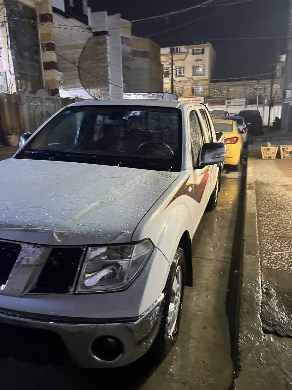 السلام عليكم بيكم
 نيفاره مديل 2013 كير عادي مكينه لاتنقيص ولا تبخير تخم تاير جديد باتري جديد صدر جديد رقم واسط الجديد السنويه 2030 شرط التحويل السعر 105وبيها مجال *********** بي وتساب عنوان بغداد الامين الثانيه
