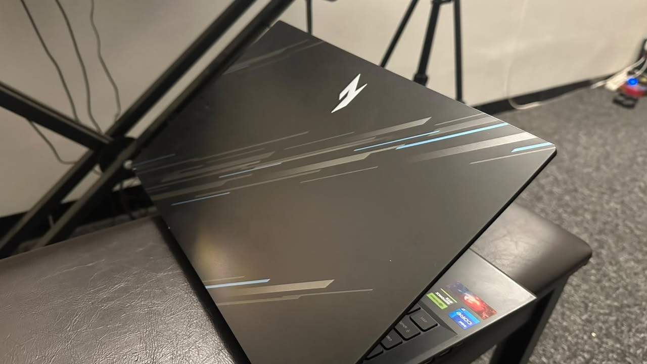 🌟 لابتوب الألعاب القوي – ACER NITRO V15 🌟
🎮 جاهز للألعاب والتصميم
CPU: Intel® Core™ i7-13620H – 10 أنوية | 16 خيط معالجة
GPU: NVIDIA GeForce RTX 3050 6GB + Intel UHD Graphics
RAM: 16GB بسرعة 5600 MHz
SSD: 512GB WD PC SN740 – تشغيل فائق السرعة
⚡ مميزات لا تفوت:
أداء ممتاز للألعاب الحديثة والبرامج الثقيلة
شاشة مذهلة وتجربة استخدام سلسة
تصميم عصري وجذاب
💰 السعر: 850,000 د.ع
📍 المكان: بغداد
📩 للتواصل: رسائل خاصة


**إذا كنت صاحب هذا الإعلان وتريد حذفه لأي سبب، رجاءا أرسل رسالة إلى الدعم الفني**