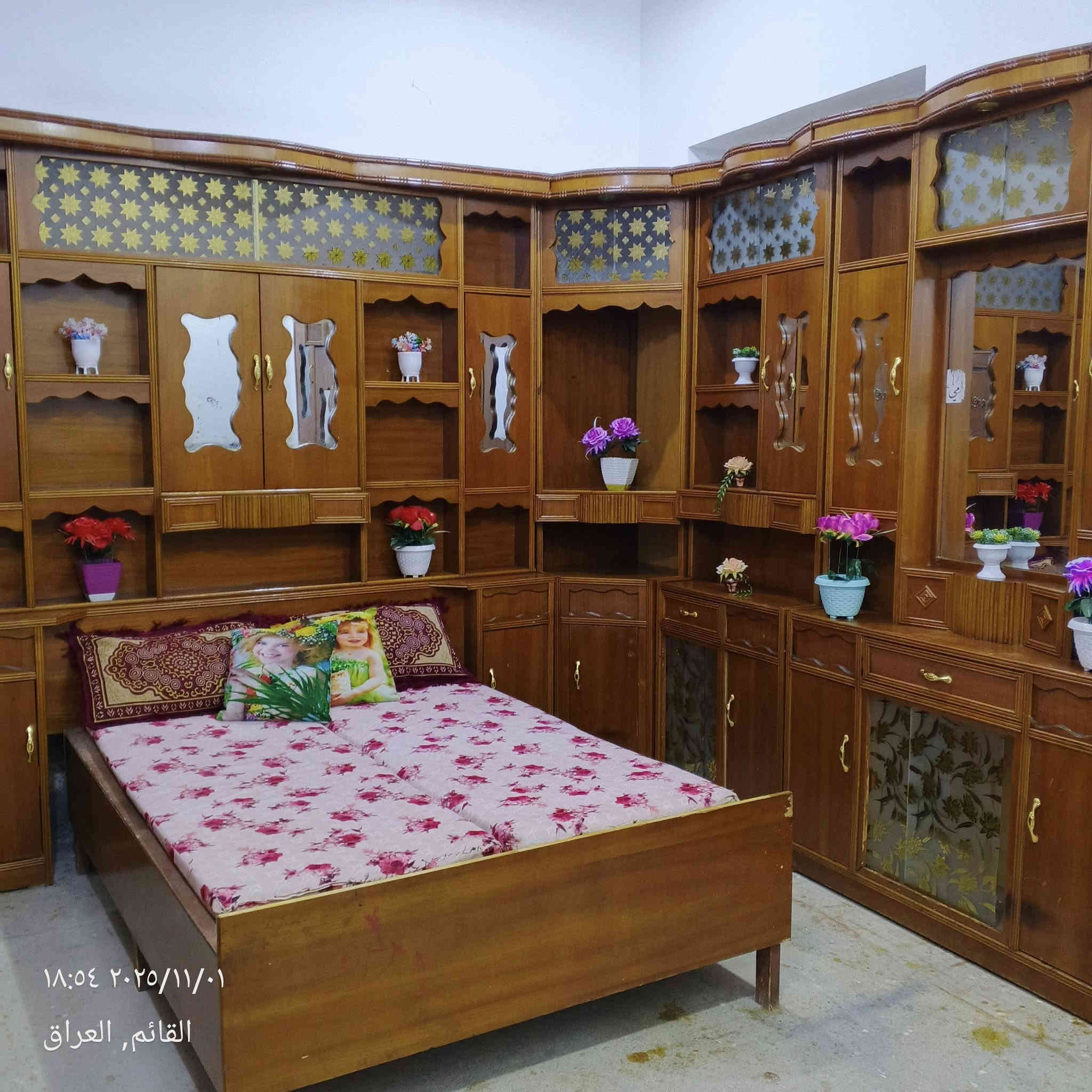 يوجد غرفه نوم عراقي صاج اصلي خشب ثقيل في الرمانه البعبيد السعر 900بي مجال الاستفسار على الرقم ***********/واتساب موجود
