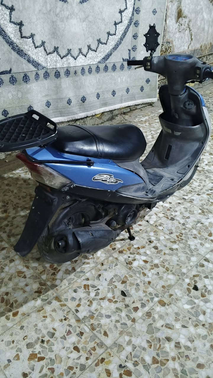 سلام عليكم دراجة ماكس للبيع شغاله كلها اي نقص مابيهة السعر 350 وبيهة مجال بغداد شارع الصحه ***********
