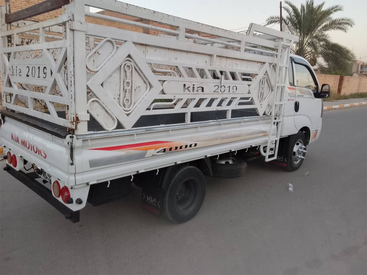 سلام عليكم للبيع كيه عموشه موديل 2019 الرقم بغداد العنوان بغداد الطارمية الهاتف ***********
