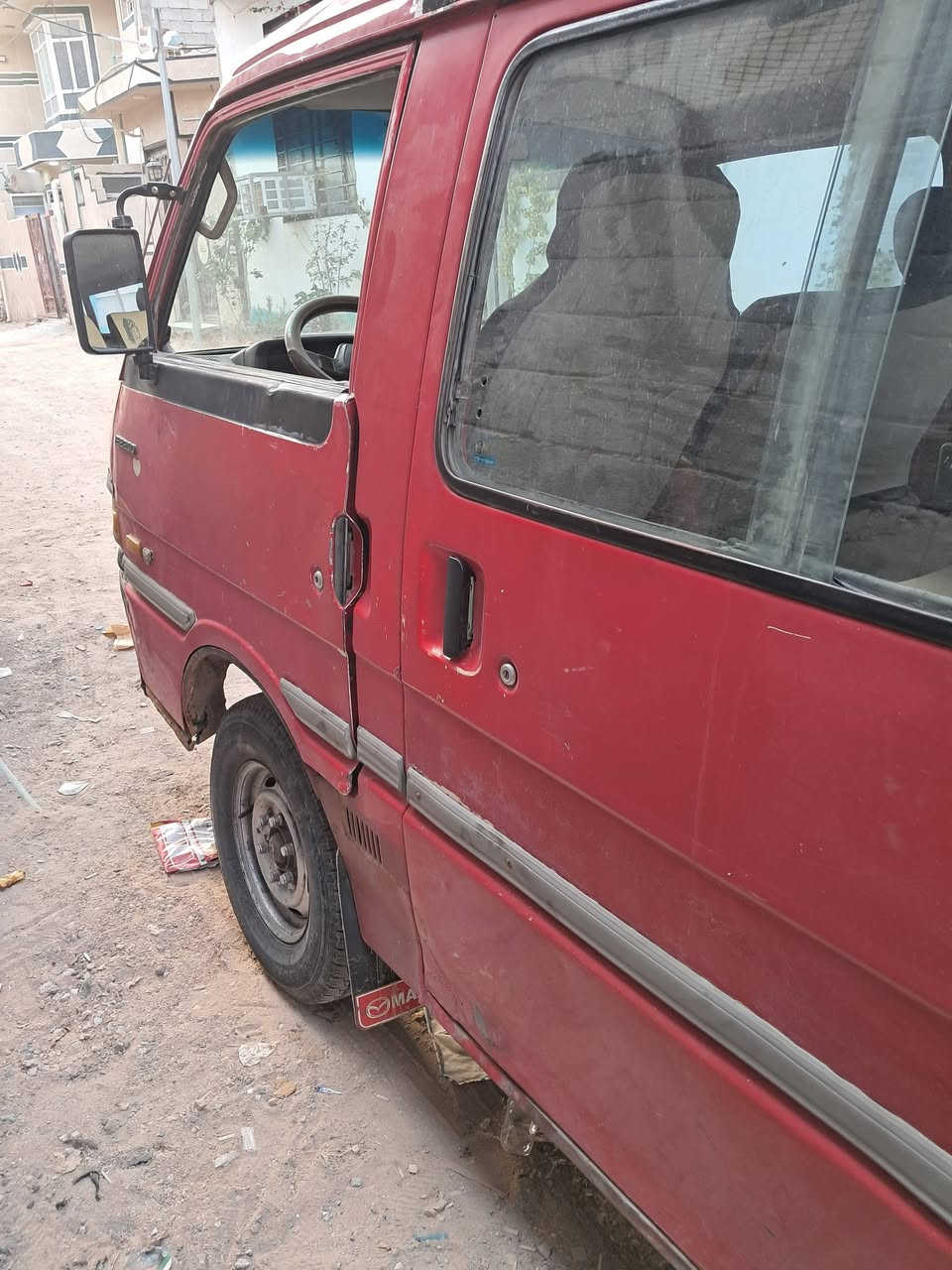 سلام عليكم سايره للبيع موديل 93 سنويه ل 28 شهر الخامس خط حي الحر مكينه كير اكسن حداديه كهربئيات كله جاهزه سياره جاهزه كبل لشارع سعر 40 وبيه مجال لطيبين  استفسار انتصال  ***********
