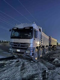 الكتروس للبيع قاطرة ومقطورة  07732396312