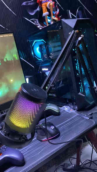 GPU RTX ZOTAC 3070 RGB 
CPU CORE I5 13400F 10 CORES 16 Threads 
MOTHERBOARD ASUS PRIME B660M-K 
RAM 8X2 16GB 3200Hz 
STORAGE M.2 1000GB 
POWER SYPPLY 750W +80 
تبريد هوائي احترافي 2FAN للمعالج 
CASE AURA 4FAN RGB متغير لاكثر من عشر انماط 

شاشه MSI 

Monitor MSI 
240Hz 
2K 
27 Inch 
FAST IPS 
1 ms 
G-SYNC 
شاشه خرافيه من كل النواحي وموصفاته عالميه وبعد بيه موصفات هواي ✅ ***********

سعر التجميعه مليون و1500
مكاني بغداد الزعفرانية
وياهة ماوس وكيبورد دراكون اصلي وكرسي كيمنك سعرة 200 وميز كيمنك ونشرات ضوئية ،ماوس باد ضوئي  سستم سماعات قوي , دركسون احترافي كرسي دركسون احترافي
