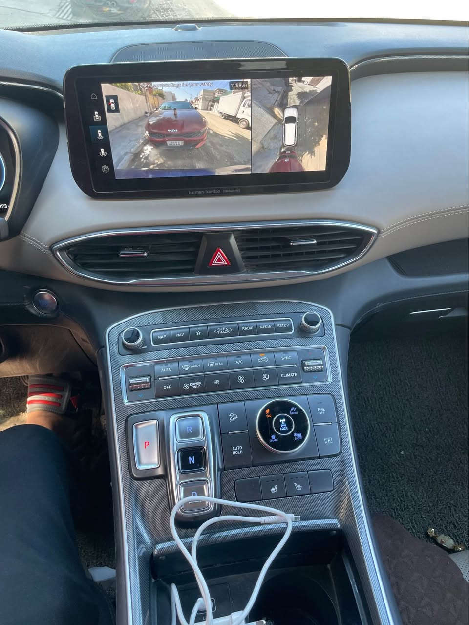 السلام عليكم 
للبيع سنتافيا هايبرد موديل ٢٠٢٣ 
فول موصفات 
 بنوراما 
كشنات جلد
تدفئه كشنات 
رادرارت  
حساس 
كامرات ٣٦٠كامره مع الاشاره
فور ويل 
السياره ماشيه ٣٦ الف 
محرك ١٦٠٠ تيربو 
حادثهه بنيد وقبق الجنطه صبغ بدون شاصي ولغد 
وصور الحادث موجوده
السعر 185 وبيه مجال بسيط
العنوان بغداد 
*********** بغداد, العراق
