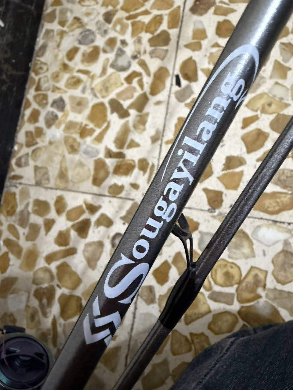 عصا كاربون بالى جديد  قياس ١٨٠ باله وحده قطعتين وحده ٤ قطه ابيع فقط عصه
امزون وباله🇮🇶الاوربي🇪🇺 والأمريكي 🇺🇲@إشارة


**إذا كنت صاحب هذا الإعلان وتريد حذفه لأي سبب، رجاءا أرسل رسالة إلى الدعم الفني**