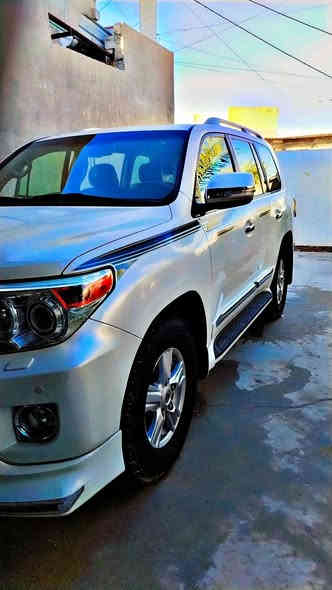 سلام عليكم  اخوان من رخصه مدير الكروب
عندي لاند كروز gxr 2012 للبيع
فطيم كامل مواصفات
سياره مكفوله بيه شويه كارت باب السايق
كير
محرك 
حداديه شركه
شاشه
6سلندر
3قطع تبريد
فتحه 
كشنات جلد +كهرباء 3دكم
فور ويل
بصمه تشغيل 
بصمه ابواب
تخم تاير دلوب
نظام ثلاث وضعيات قياده
هوك ابلادي
حساسات امامي خلفي
اشاير بلمري
كشافات زنون
عالي ناصي
العنوان بغداد 
الاستفسار والاتصال على الاقام الموجوده 
***********
***********
