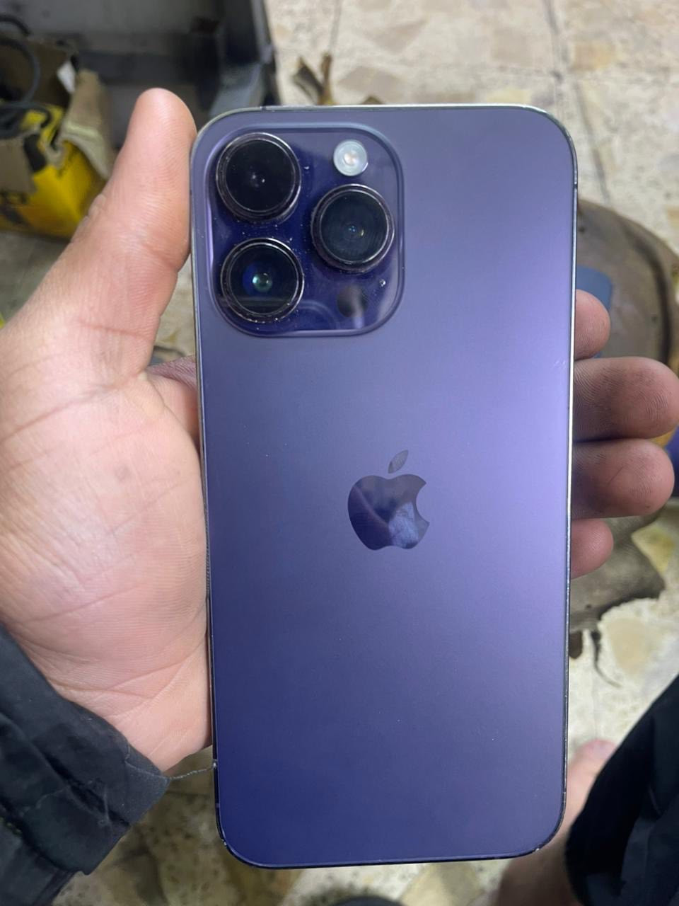 سلام. عليكم. ايفون ١٤برو. ماكس. شرق اوصط. ذاكره ٢٦٥بطاريه ٨٥. جهاز مكفوله. مكفول. بس بس. فطر خفيف. بل. شاشه. ما مبين.   سعر ٧٥٠. العنوان بغداد حي العامل ***********
