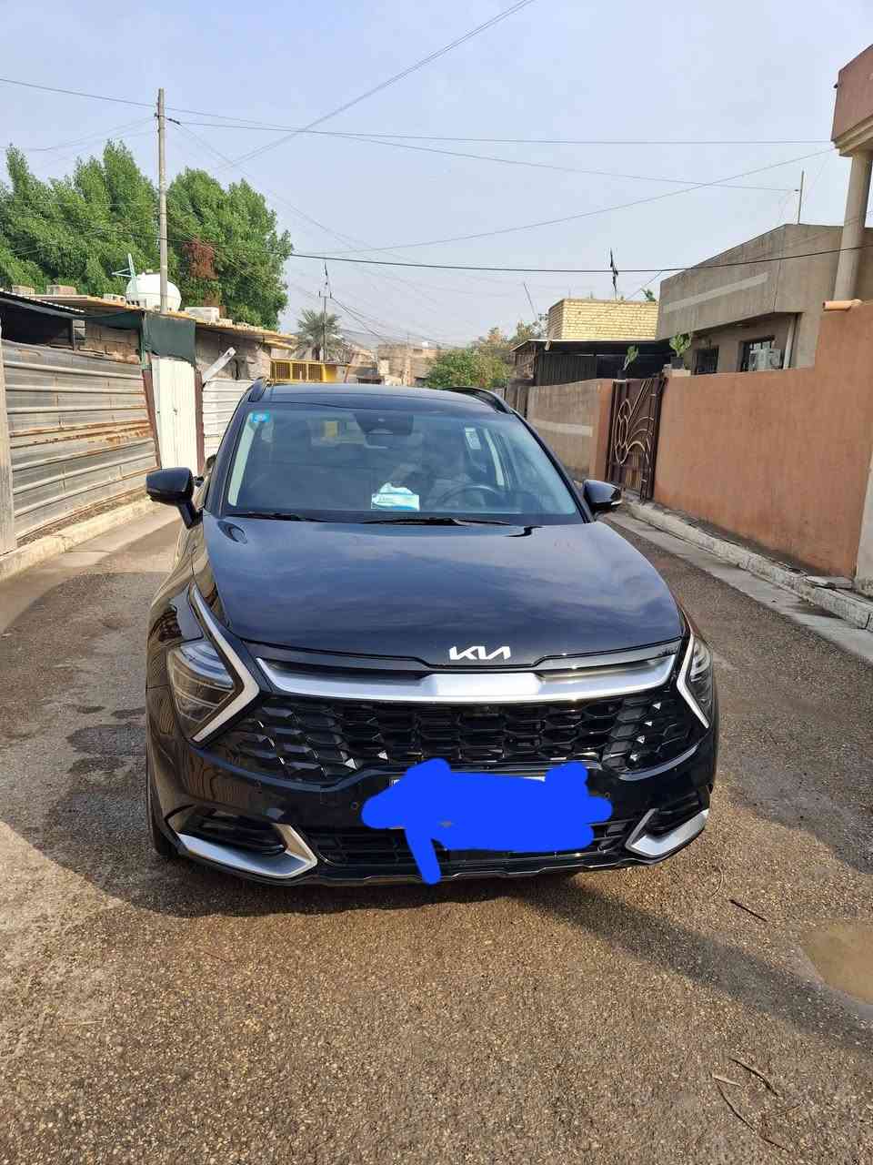 سبورتج برستيج فول مواصفات وارد أمريكا سياره فول جملاغ بدون ارباك بدون دواخل سياره ذوي شهداء يعني محجوزه سنتين يله تحول سياره من الحادث الكيس مضروب بدون تبديل سعرها دفترين وبيها مجال بسيط ***********
