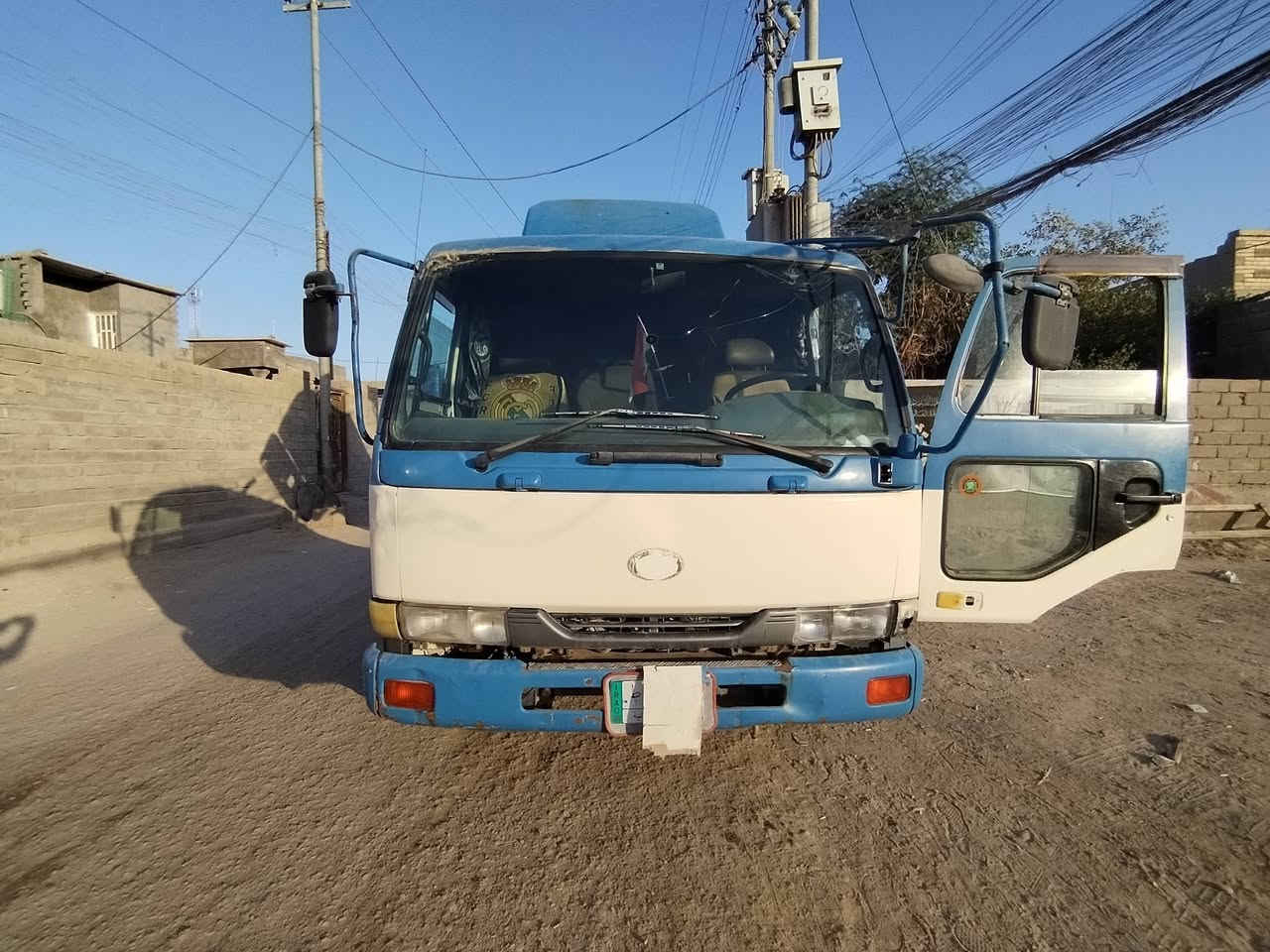 ***********
التواصل على الرقم
