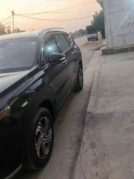 السلام عليكم سنتافية للبيع مديل 2023
وارد امريكي ( ضررهة قطعتين تبديل بنيد + جاملغ صفحت لصدر) جميع الايرباكات سليمة عدة ايرباك ستيرن طاك الباقي كفالة سيارة بسمي رقم بغداد تحويل ثاني يوم شواصي وحدادية كفالة 
الموصفات       لون اسود 
مكينة اربعة سلندر       (2500) 
بصمة + بصمة ابواب 
صندوك كهربائي 
شاشه كبيرة نضام car play لعرض الهاتف والخرائط
شاشه دجيتل تغير شكل واجه العداد
انارة الداخل بصمة
تشغيل عن بعد بلادي اصلي
داخل مخمل+ مطعم كاربون فايبر
رادار امامي توقف تنبيه وتوقف تلقائي
رادارات جانبية نقطة عمياء بلمري+ اشاير بل مري
رادار خلفي عند رجوع السياره التوقف تلقائي
كشنات تدفئه + تبريد بيانو شاشه بيانو منفصل حار بارد
تبريد خلفي+ منافذUSB 
دركة ستيرن خياط + جلد 
هند بريك بصمة + شفتات ستيرن
كير دكم+ تجوة بلمقعد الخلفي+ لايتات لد + لايتات زنون
ترايش عل القماره بلادي+ دوسات بلادي
اوتو هولد مساعد الازدحام
نظام منع الخروج عن المسار قيادة ذاتية 
اطفاء ذاتي عند التوقف السيارة + ثلث وضعيات قيادة 
شاشه عرض الاعطال + ترحيب  
العداد ماشيه 34 الف 

المكان بغداد منطقة الرشاد 
الرقم للستفسار ***********
