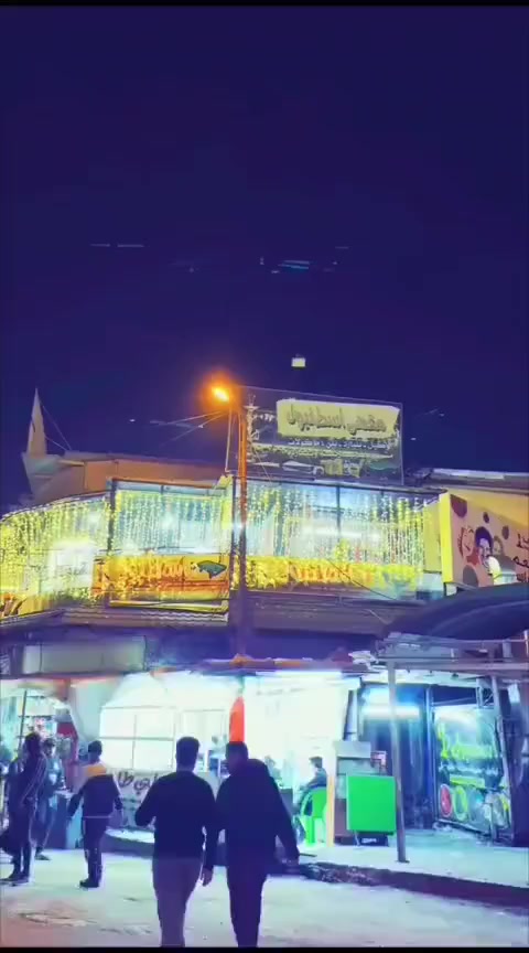 السلام عليكم ورحمه الله وبركاته مقهى للبيع سبب البيع فك الشراكه والاختلاف ع الاداره العمل الشغل بيها خير من الله ***********
