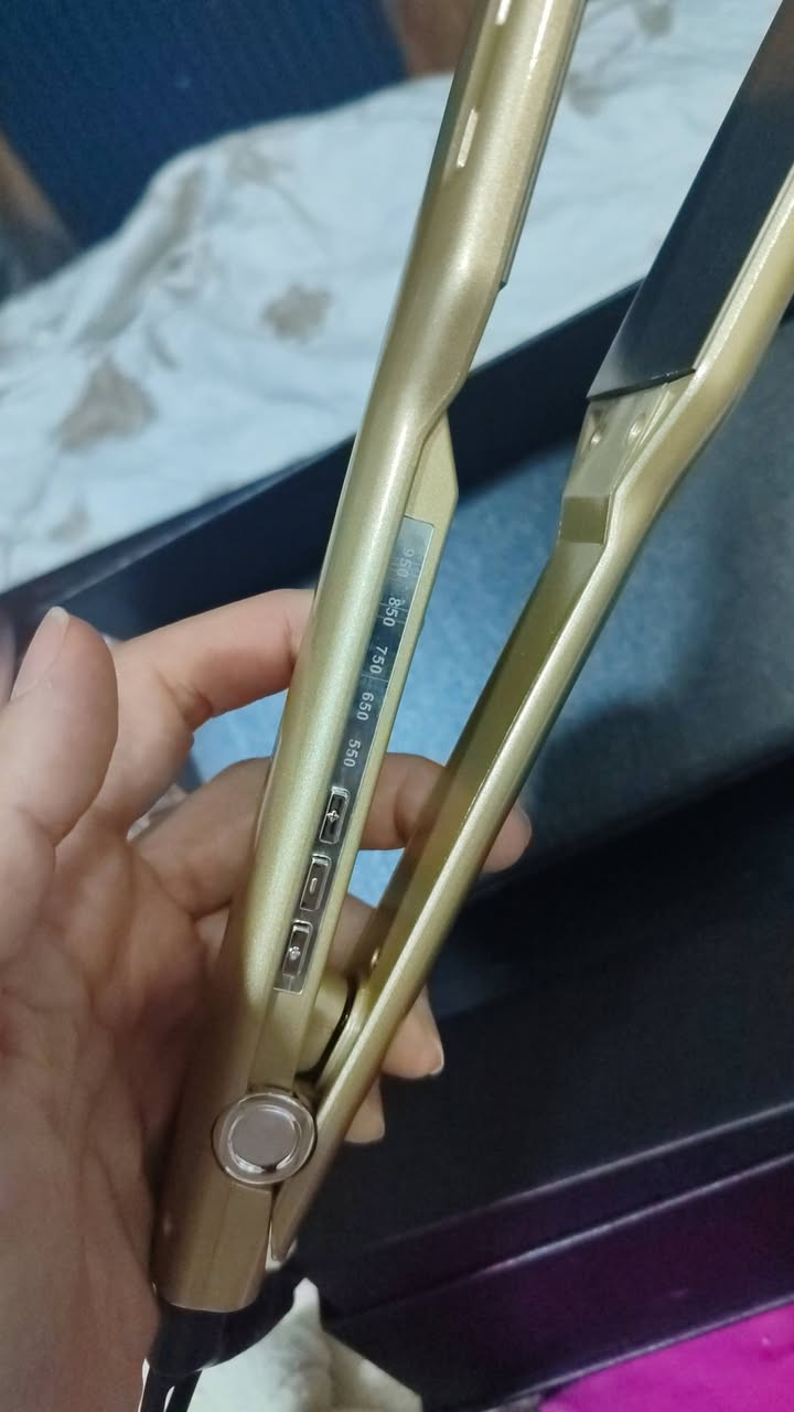 كاوية شعر جديدة بالباكيت ومجفف شعر ٣ سرعات مون لايف للبيع المكان ازادي


**إذا كنت صاحب هذا الإعلان وتريد حذفه لأي سبب، رجاءا أرسل رسالة إلى الدعم الفني**