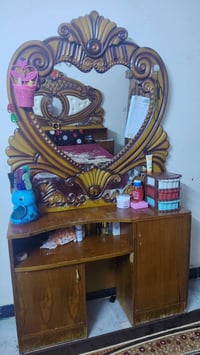 غرفة نوم • مكاني الشعب