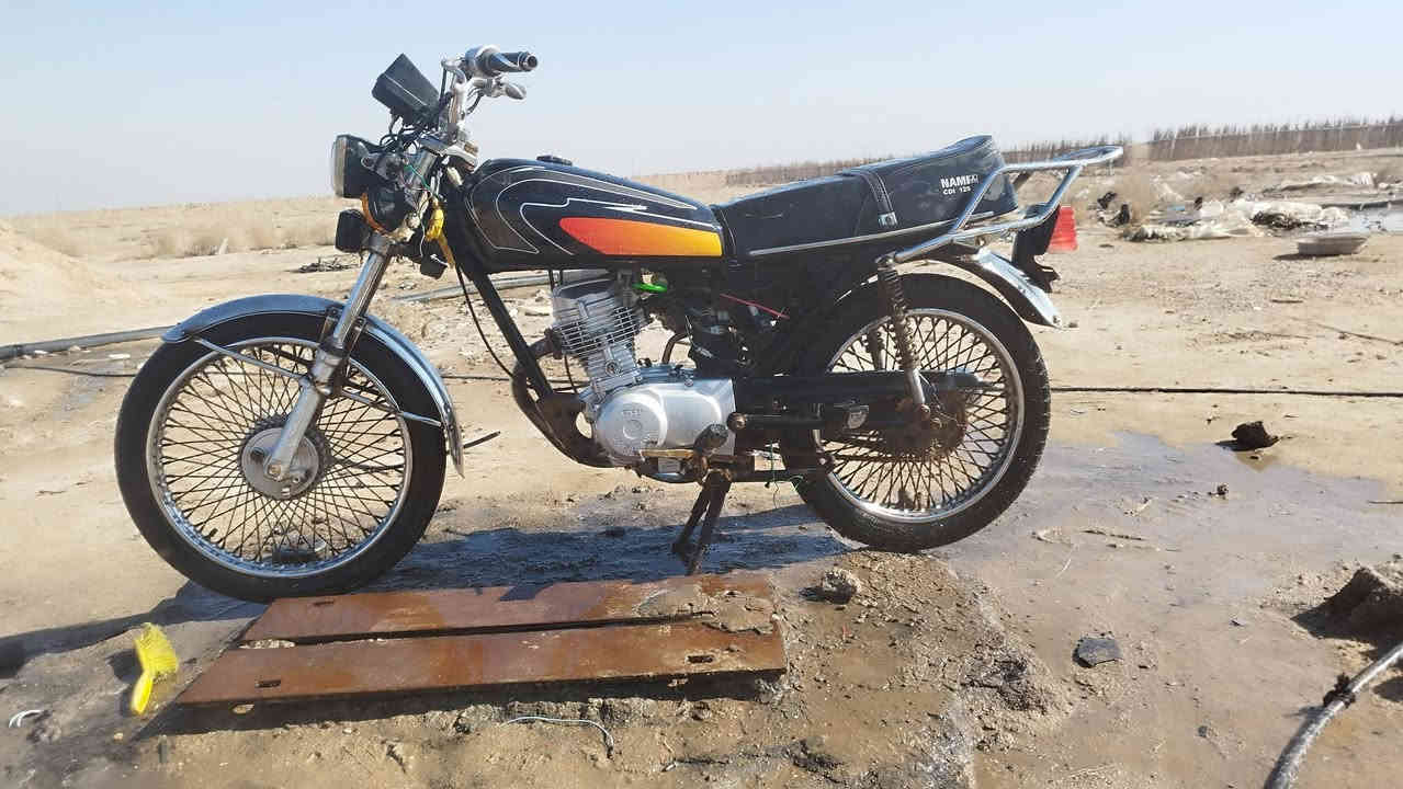دراجه للبيع ايراني شرط مامفتوحه دراجه سعر 390 وبيها مجال بصيط العنوان مزارع الزبير  الراحه ***********
