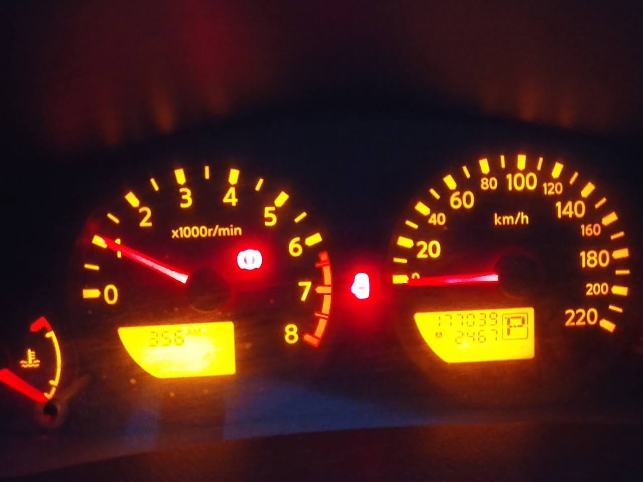 سلام عليكم بيكب نيفاره للبيع مديل 2014 مكفوله كفاله عامه على وضع الشركة بلاديه بدون  صبغ او تبديل باسمنه سنويه لغاية 2027 رقم وسط مكان نجف الاستفسار أكثر إتصال على 
***********
