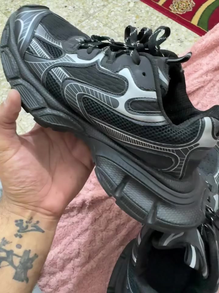 للبيع نضافه ‎%‎ باله اصلي
سعر 35 مع توصيل


**إذا كنت صاحب هذا الإعلان وتريد حذفه لأي سبب، رجاءا أرسل رسالة إلى الدعم الفني**