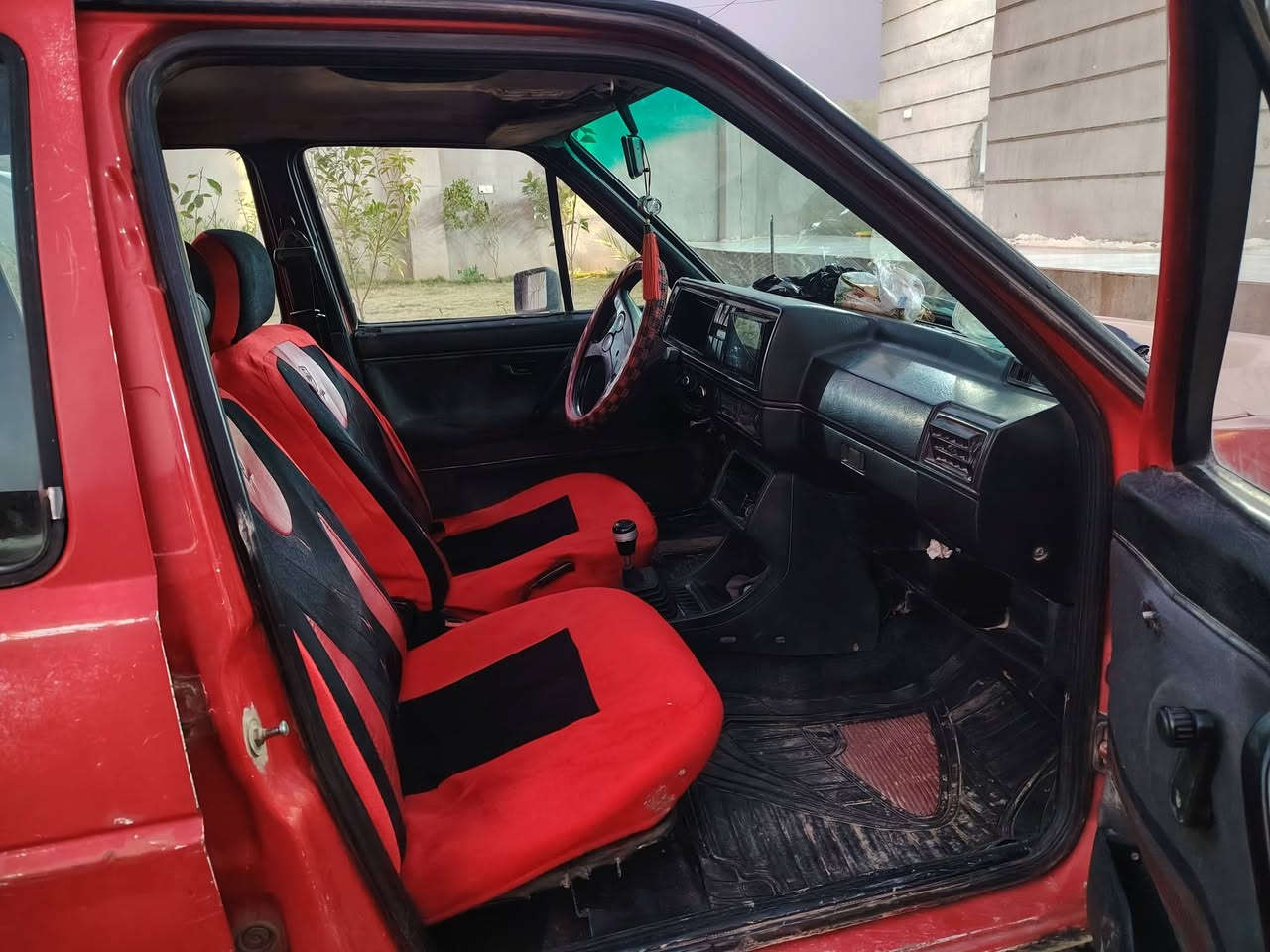 السلام عليكم كل عام وانتم باالف خير يارب
للبيع او مراوس
كولف 91 محرك 0.8 المرقوب كير ومحرك شرط تواير جدد كهربائيات شغاله صدر جديد  السيارة غرفتها بلادي نضيفه والكشر جدام العين فحص صلاح الدين مدفوع كمركها بس تحول  السعر 14 قفل للستفسار اكثر اتصل ودلل ***********
