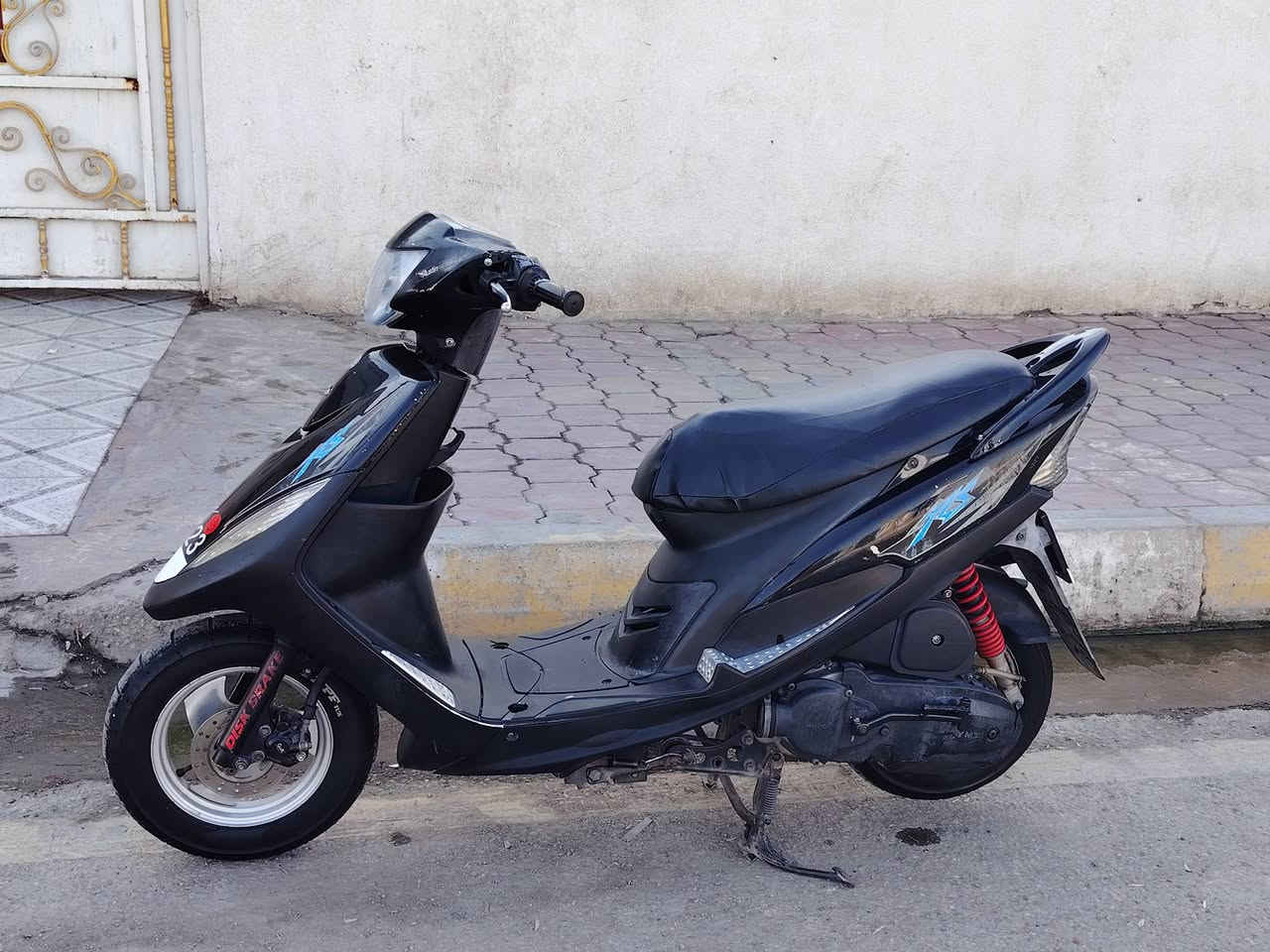 السلام عليكم ورحمة
دراجه ماكس عدله للبيع رمبه
مابيه اي نقص كامله من كلشي
رقم التلفون ***********
