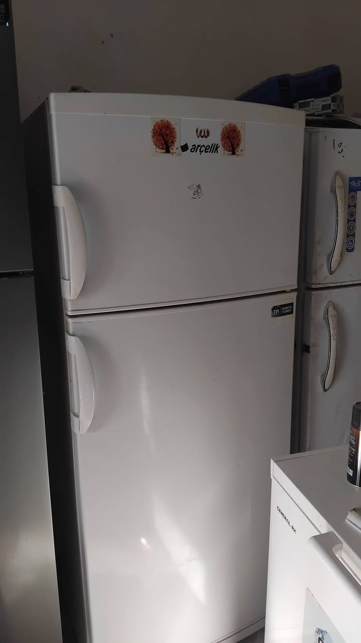 يوجد لدينه ثلاجات للبيع 
وصيانه ومراوس 
وغسالات وثلاجات 
ومجمده يتوفر بلادي 
عنوانه تكريت القادسيه 
***********
@إشارة
