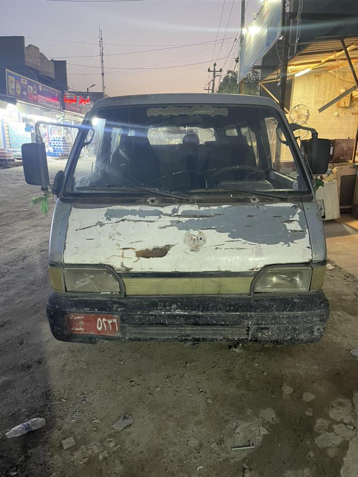 السلام عليكم كيا بستا موديل 1994 السيارة خير من الله شواصي مكفولة السيارة كفالة بدون ضربة غرفتها حلوة السيارة رقم احمر تاخذ مني جاهز كلشي وربع ما تدفع سنوية عظم عاج منتهية قبل سنتين اي ربع يطلع على السيارة اني اتكفل بي هيئة وغرمات السيارة ب28 وبيها مجال حگ الجية ***********
