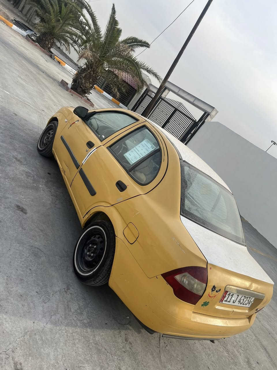 من رخصة الادمن السلام عليكم طيبه موديل 2015 خير من الله كير مكينه شواصي لغود تبريد صدر ضهر كامل بيها جاملغ امامي مبدل وجاملغ خلفي مصبوغ داخلها مرتب كامله مناقصها شي السعر 28 وبيها مجال قليل  *********** مكان السياره الغدير
