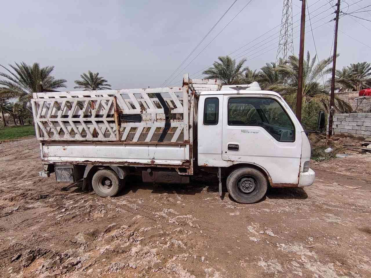 كيا فونتيرا للبيع مديل ٩٧ قادسيه بسمي مكفوله من كلشي عدا الخياسات السعر ٤٨ وبيها مجال مكان السياره كوفه سيطرت معمل الببسي للاستفسار ***********
