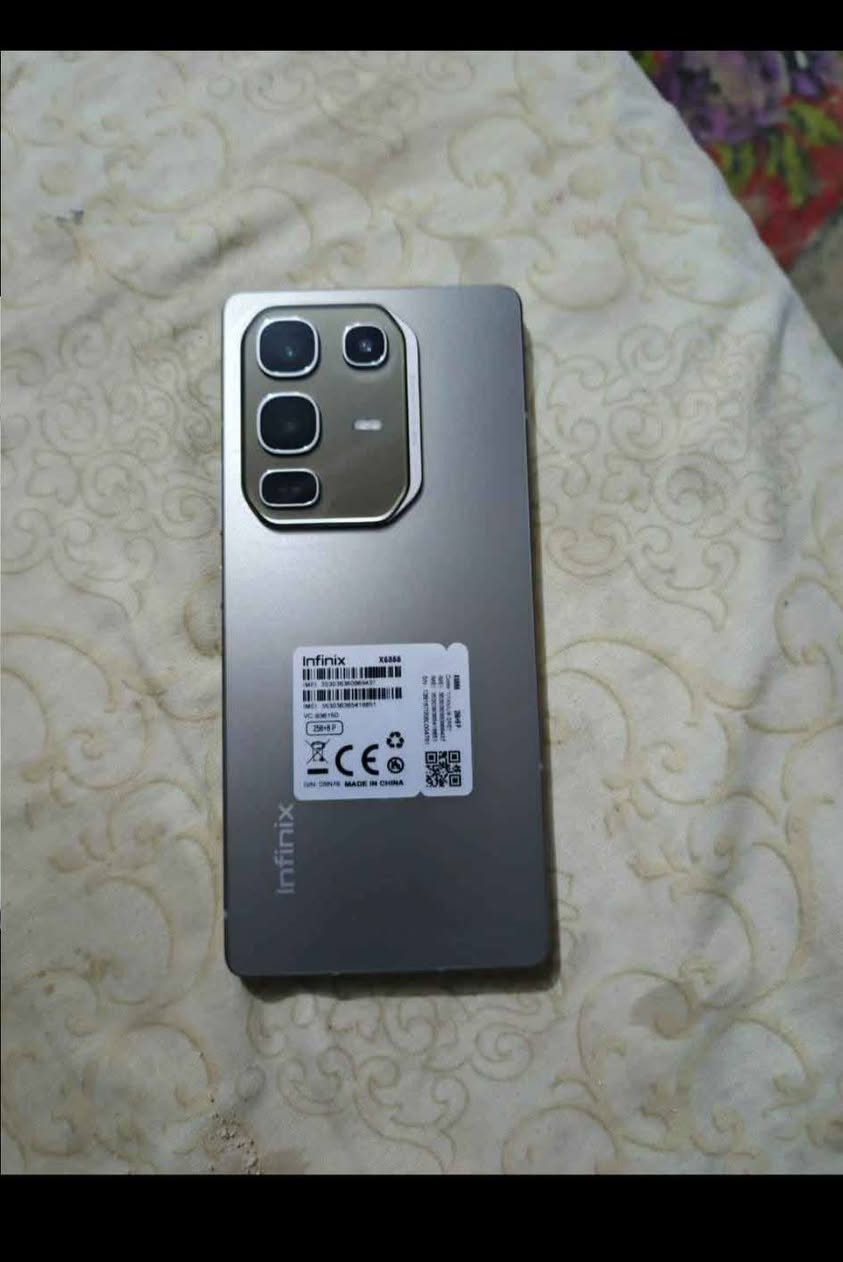 السلام عليكم
Infinix NOTE 50 Pro
الذاكره 256
الرام 8+8
شرطط مامفتوح
النضافه 100/100
ضد الماء 💦
تسجيل مكالمات تلقائي
ملحقاته كامله

مكاني كربلاء بيع
***********
