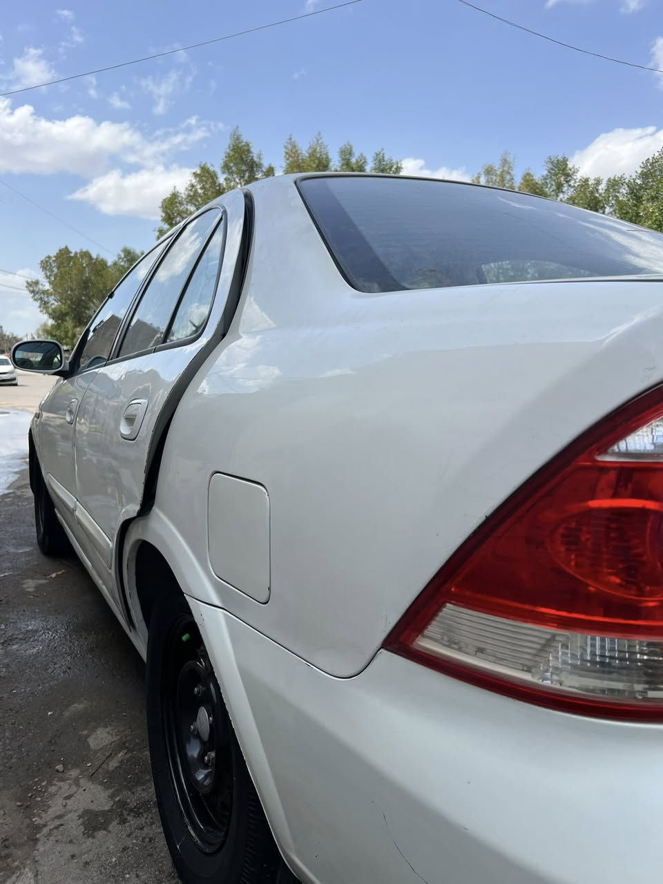 السلام عليكم سني بدي كوري 2007كير مكينه بحاله ممتازه مكاني بغداد الكرخ بيه صبغ صفحه كامله السعر 73 بيه مجال مال جيتك ***********
