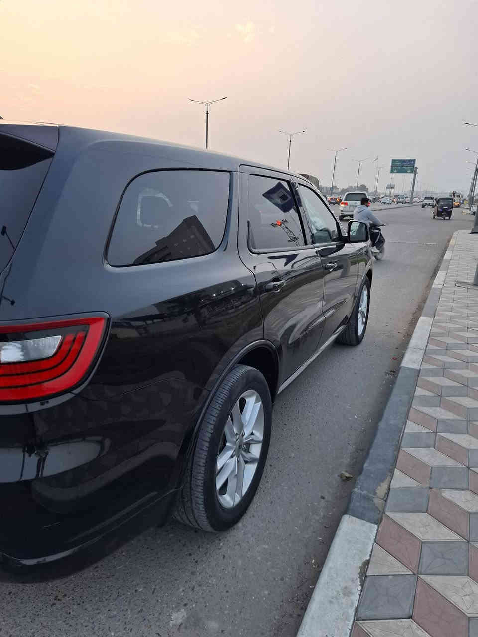 دوج دورنكو 2023 GT
حره بدون رقم بأسمي منفيس
لون اسود
محرك 3600 v6
مصابيح LED
كشافات ضباب LED
دخول ذكي
اوتو ستوب خروج عن المسار
كامره خلفيه
حساسات خلفيهة
صندوق كهرباء 
7 راكب
داخل اسود مخمل
تدفئة كراسي 
مثبت سرعة 
رادرات مانع تصادم
تشغيل عن بعد 
نظام تحذير عند التقاطعات
تحذير نقطه عمياء 
تحذير الخروج عند المسار 
ردارات جانبيه خلفيه
شاشه كبيره لمس
مودات قيادة سبورت وايكو
كرسي السايق كهرباء 
ماشية 50000 ميل
السياره بدون رقم 
اضائة زينون
كامره خلفيه
حساسات خلفيهة
صندوق كهرباء 
7 راكب
داخل اسود مخمل
تدفئة كراسي وستيرن
مثبت سرعة
مكان السيار بصرة
تبديل قطعتين / جاملق وبنيد
السعر : 27,000 وبيه مجال
للتواصل : ***********
@إشارة
