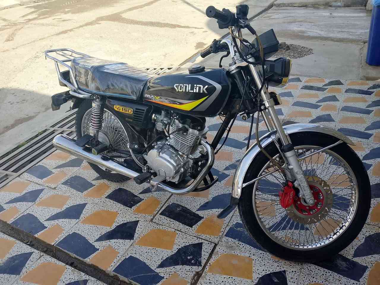 سلام عليكم مطور موديل ٢٣كلة شرط مكينة شرط سعر ٥٧٥ بي مجال رقم ***********
