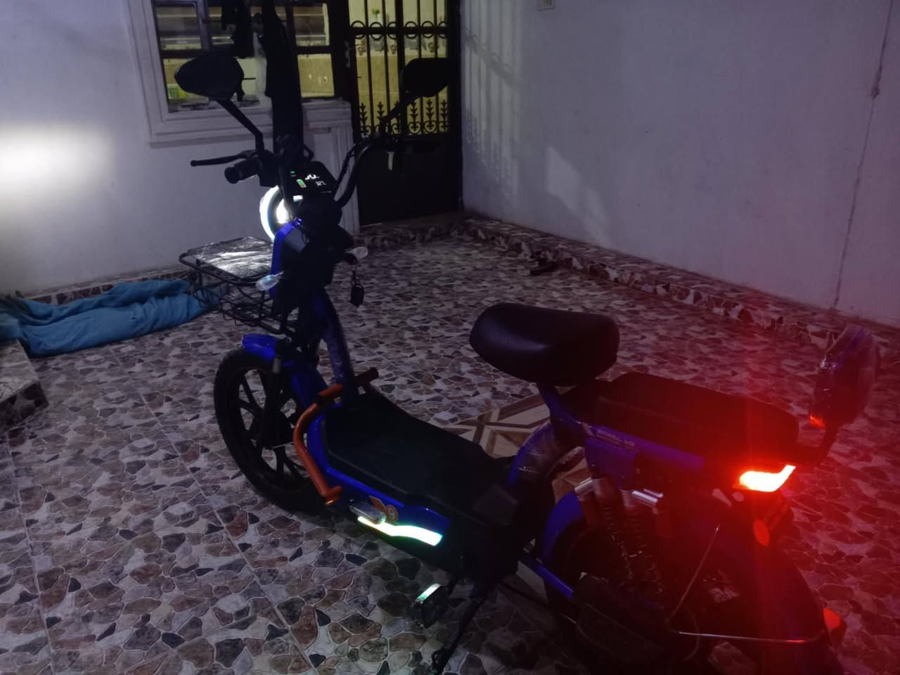 سلام عليكم
دراجه شحن للبيع حجم 20

موديل 2025 لون ازرق  شركه كوريه نيمار مستعمل قليل دراجه حلوه احلا من الصور دبلات أشاير يمنه ويسرا هورن كهربائيات كامله كلهن شقالات 5بطاريات نشره لايت بيه إنذار سرقه قاعده تليفون منفذ شحن تحويل 4 سرعه مكاني كركوك حي الزوراء 55 رقم الهاتف ***********

السعر 435الف بي مجال قليل

#رجان_الموشراي_لا_تكسر_بلسعر
