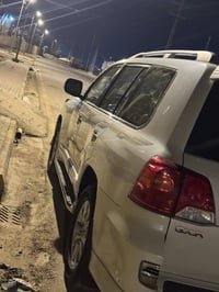 لاندكروز • ٢٠١٢ • ماشيه ٢٤٠٠٠٠