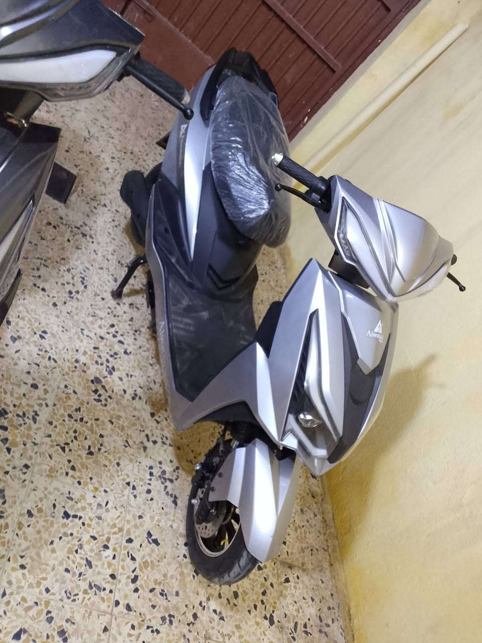 ماطورات للبيع جدد م مستعملين ابد م ماشين ولا خطوه أبيعك شرط م مستعمل إذا مستعمل يرجع الرقم ***********
خابرني وتدلل بي بك 6 بطاريات
