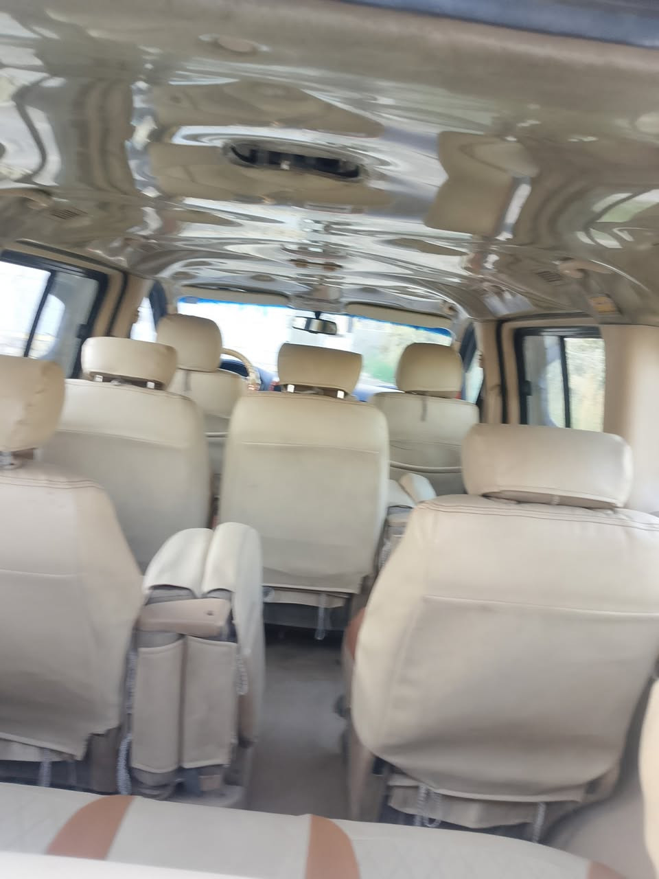 ستاركس مفتوح محورة مسكر مكفولة ماعدا الجنطةمبدلة ***********اتصل وبيك خير وتدلل
