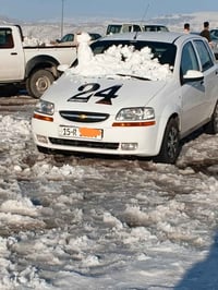 أفيو هشاباك 2008    مقفوله من كلشي شغال سعر 53 بيه مجال تواصل 07822002...