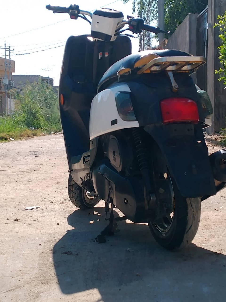 السلام عليكم دراجة كامل امكملة  بوليس مسطر للبيع السعر650ابيه مجال قليل مكاني كربلاء الحولي قرب مدارس اليتام للتصل ‏‪***********‬‏
