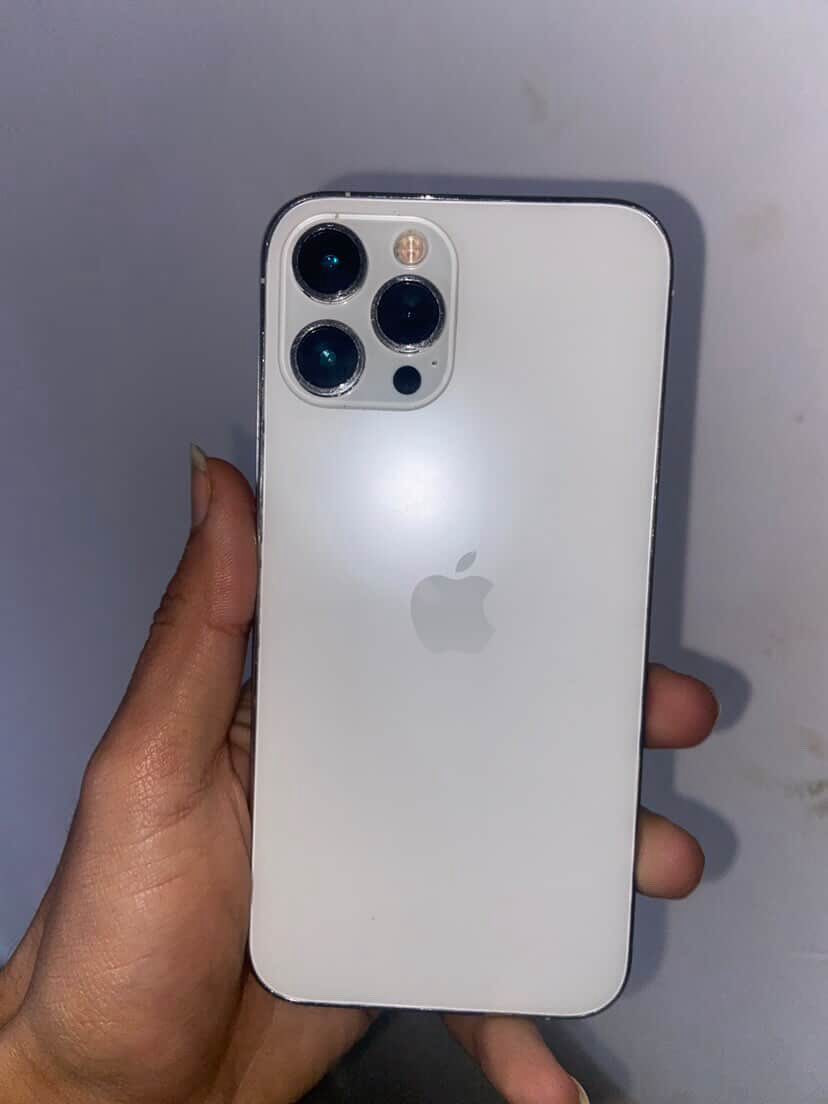 سلام عليكم جهاز ١٢ برو ماكس مبدل بطاريه والشاشه اصلي ممبدله بس طالعه بل عدادات مبدله المهم بطاريته ١٠٠ جهاز كلش نضيف مثل مموضح بصوره
 ذاكره ١٢٨

ايفون ١١ عادي جهاز فيس ايدي تموقف مبدل شاشه اصلي تلث خيرات كلش نضيفه وحلوه وسريعه
بطاريه ٨٢ لا مبدله ولا معلايه ذاكره ٦٤ 

مراوس بجهاز ايفون من ال١٣ ومافوق


**إذا كنت صاحب هذا الإعلان وتريد حذفه لأي سبب، رجاءا أرسل رسالة إلى الدعم الفني**