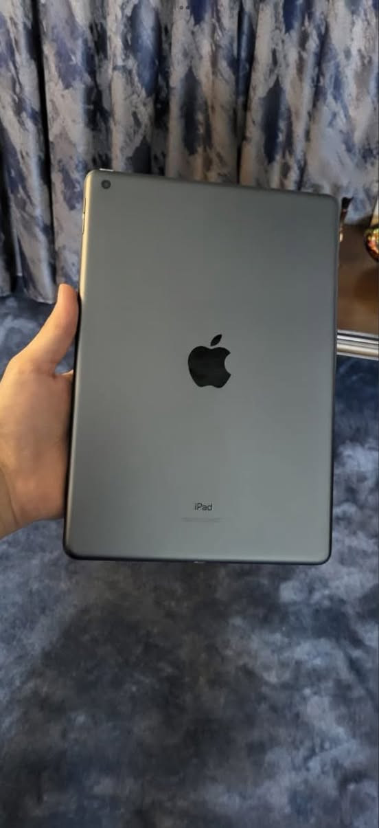 سلام عليكم ايباد9جهاز جديد ذاكره64بطاريه ماعرف شكد بس مايصرف شحن نهائين مبدل كلاس اصلي فقط سعر175وبي مجال مكاني بغداد المشتل رقمي***********

