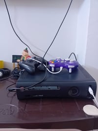 اكس بوكس  جهاز نضيف اغرض كامله125وبي مجال 07735928901