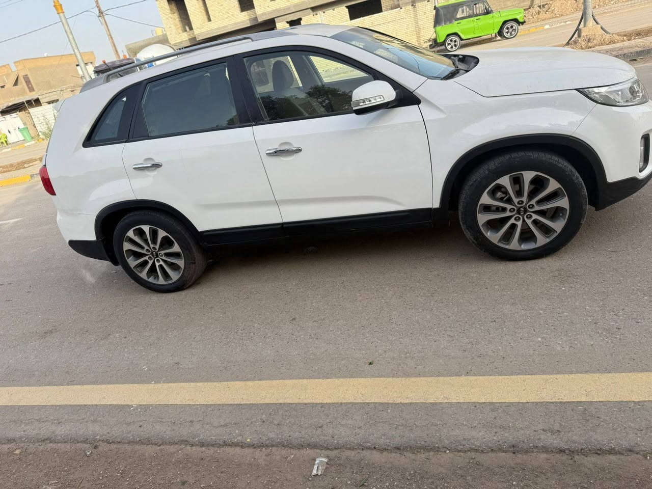 السلام عليكم سورنتو2015خليجي 
فول مواصفات1/1من عده البنرامه 
سونار مرفق معه صور بيه5قطع صبغ بدون دواخل سعره138$وبيه مجال 
ماشيه112مكينه 2400دوش
 رقم سليمانيه تريد وكاله تريد تحويل بسمي سنويه ل27 مكانه قضاء الصويرة 
للستفسار ***********
