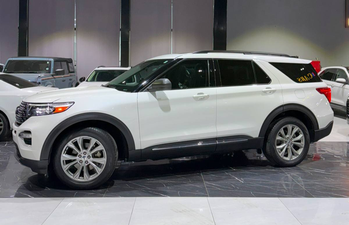 فورد اكسبلورر 2023 
مواصفات XLT 
دوو پارچەی صبغە لە وێنەکە دیارە 
٦١ هەزار رویشتووە 

سعر لە کۆمێنت داوابکە ڕاستەخۆ بۆت دیت 📩 

گیرومەکینە بەشەرت زۆربەجوانی پاکی ماوە هیچ خەلەلیکی تیدا نییە 

ژمارەی خاوەنی 
***********
***********
