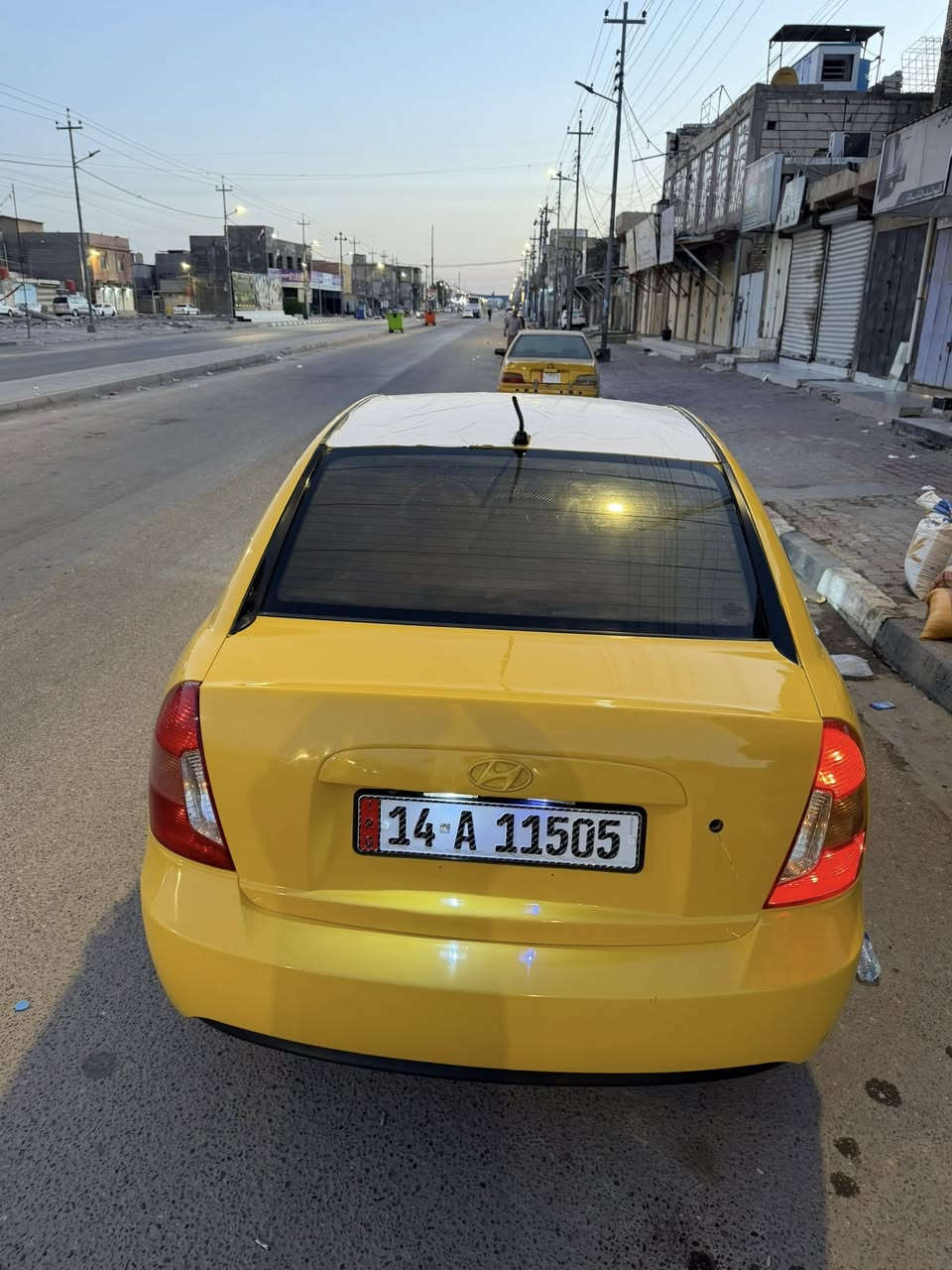 اكسنت 2010رقم جديد مصفره هيئه وغرامات بسمي كير محرك حداديه خير من الله سياره كفاله  ما عده بس البنيد مبدل مصبوغه جماليه 80وبيهه مجال حك الجيه 
***********
